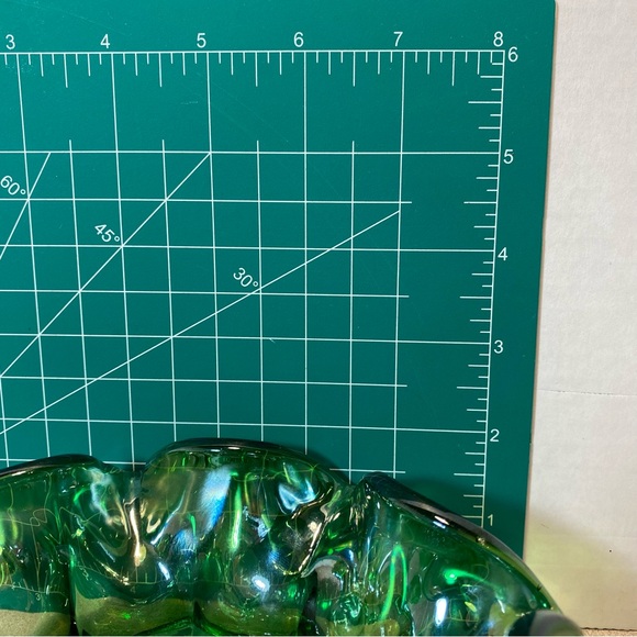 Imperial Carnival Green Glass Ruffled Bowl with Embossed Grape Pattern Vintage - Picture 8 of 10